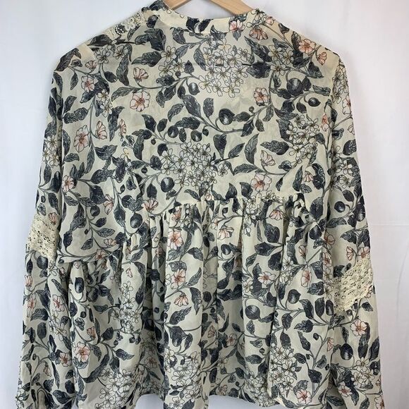 Bishop & Young Sheer Floral Blouse Size Small - Picture 2 of 5